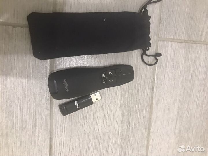 Лазерная указка Logitech R-400