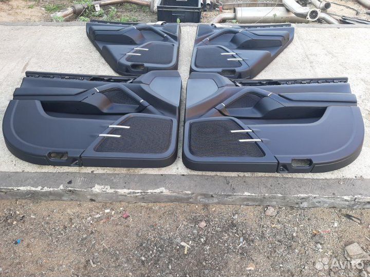 Обшивка двери Porsche Cayenne 958 3.0 TDI