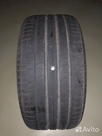 Pirelli P Zero 315/35 R21