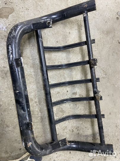 Кенгурятник на ниву