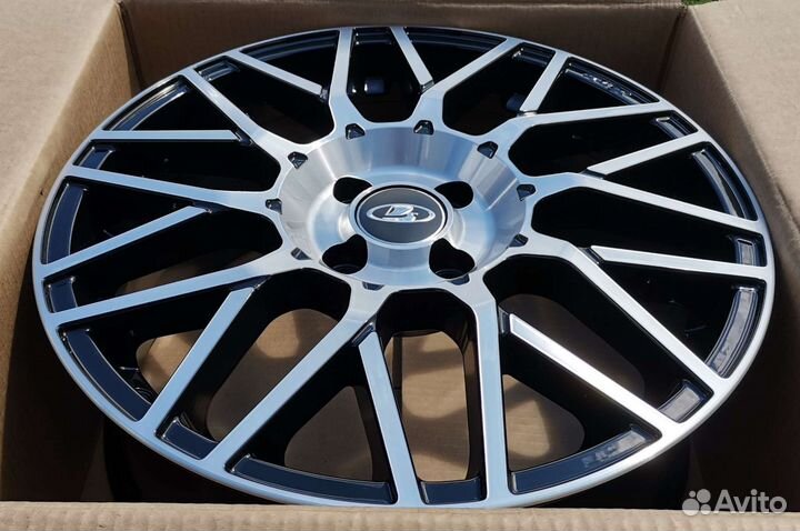 LADA Vesta, Largus R17 новые