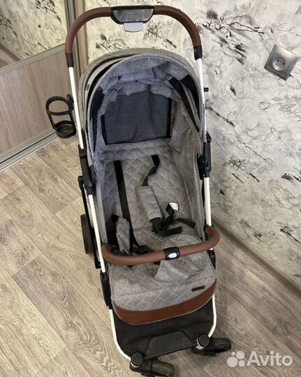 Прогулочная коляска б/у