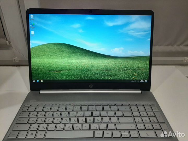 Ноутбук HP Laptop 15s-fq2119ur серебристый 15.6