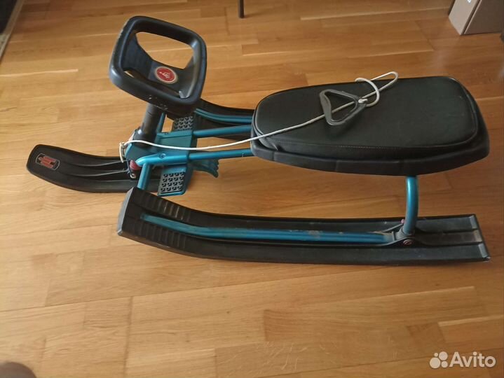 Детский снегокат бу