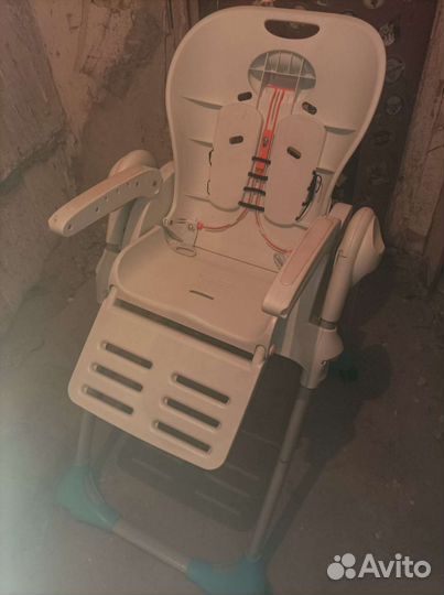 Детский стол для кормления