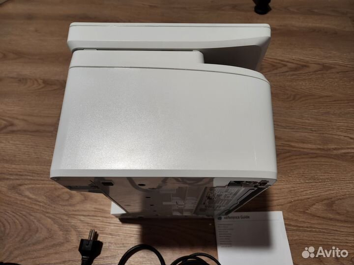 Принтер лазерный мфу HP Laserjet M141w сканер