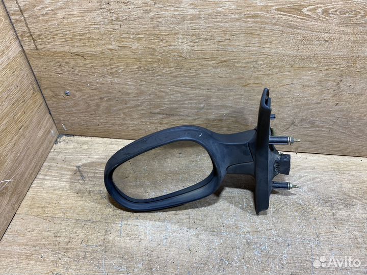 Зеркало левое Renault Scenic 1 рест Арт. 7721408