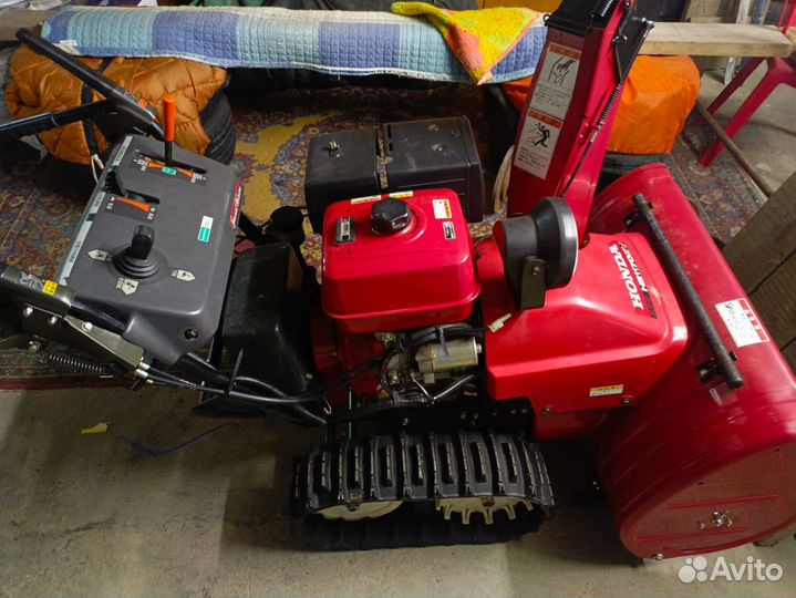 Снегоуборщик Honda hs1170sv б/у из Японии