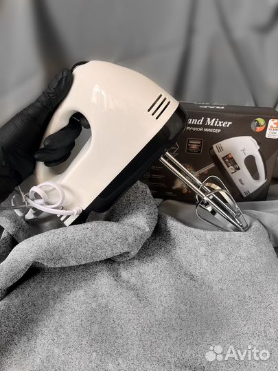 Кухнонный ручной миксер