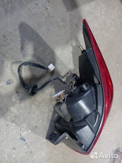 Фонарь задний правый наружный Chevrolet Cruze 2012
