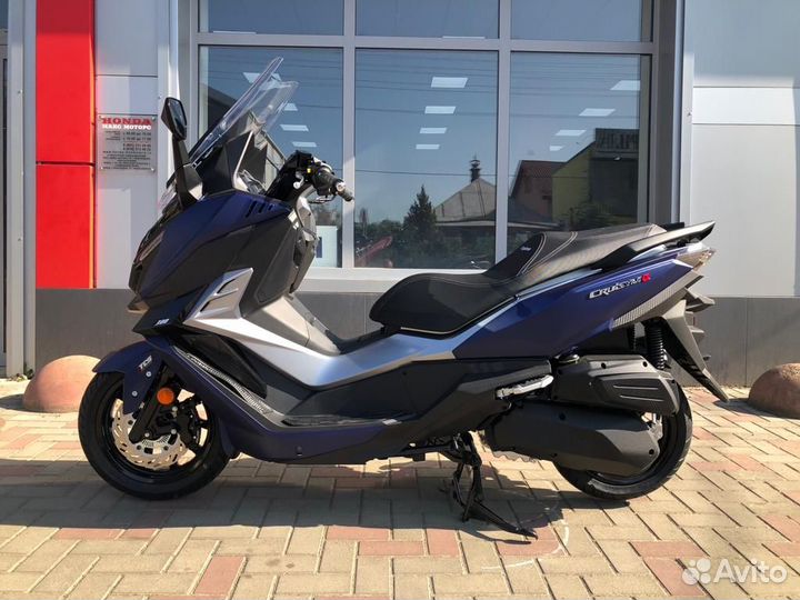 Макси скутер SYM cruisym 300