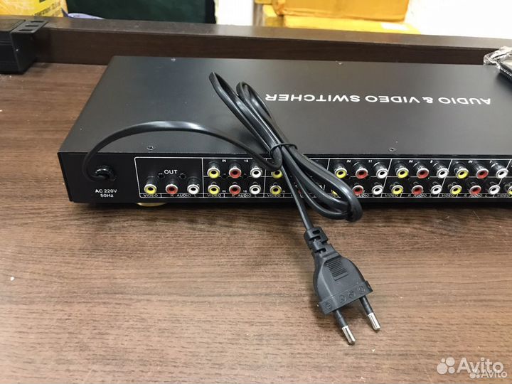 Переключатель Тюльпанов AV RCA 16x1 Коммутатор сви