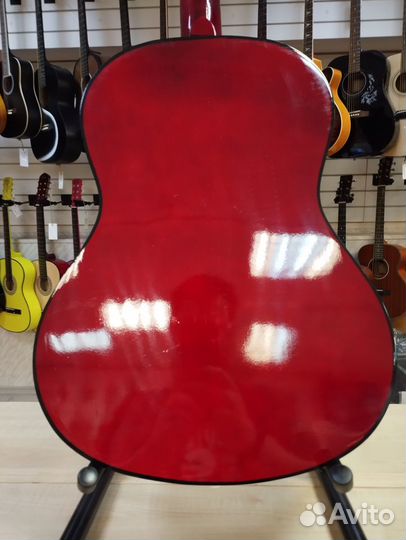 Акустическая гитара