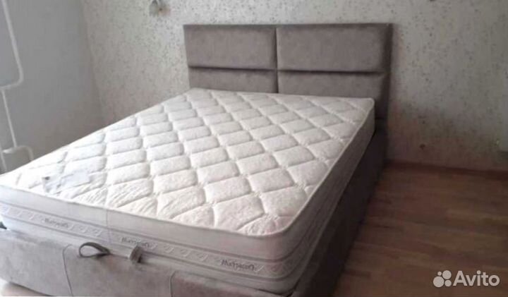 Матрас двуспальный жесткий от фабрики