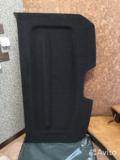 Полка багажника на X RAY