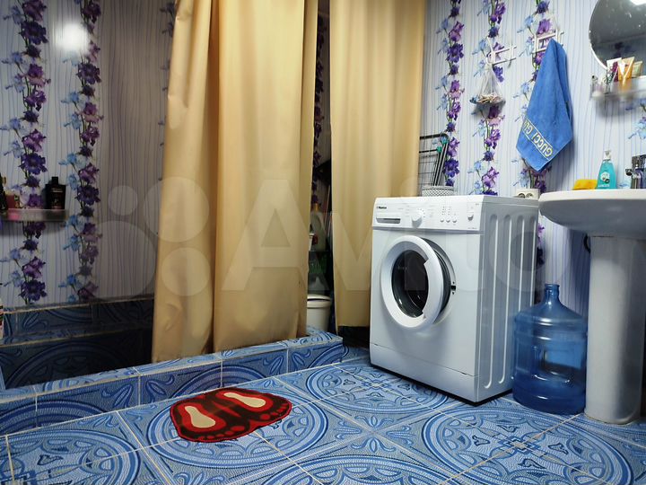 Комната 12 м² в 3-к., 1/2 эт.