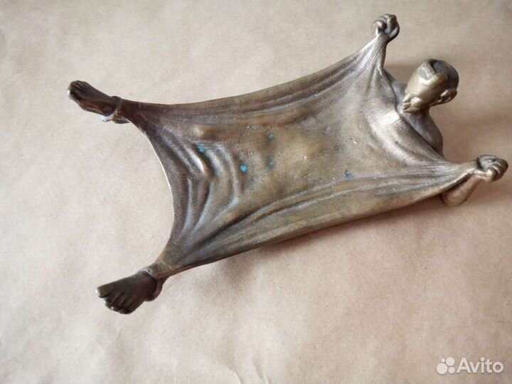 Пепельница