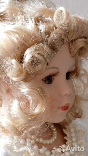 Кукла коллекционная фарфор