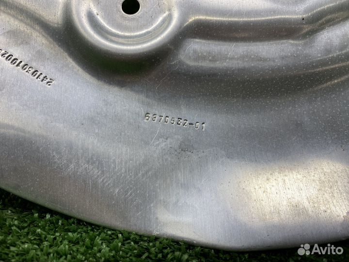 Кожух тормозного диска задний правый BMW X3 G01