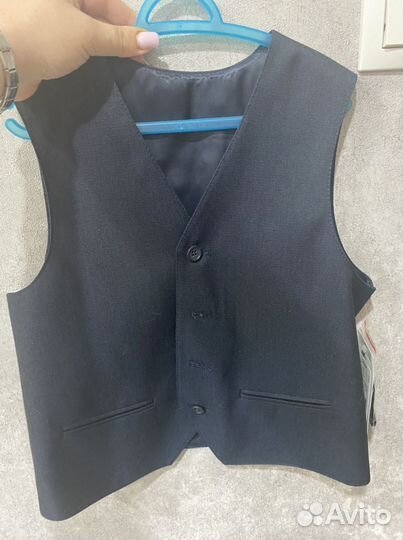 Жилетка школьная новая р.134