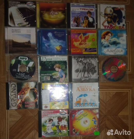 Диски для видео музыка/фильмы/мультики 70шт