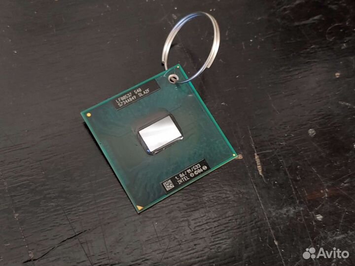 Брелок из процессора