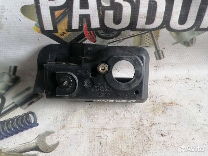 Внутренняя ручка двери Ford Mondeo 3