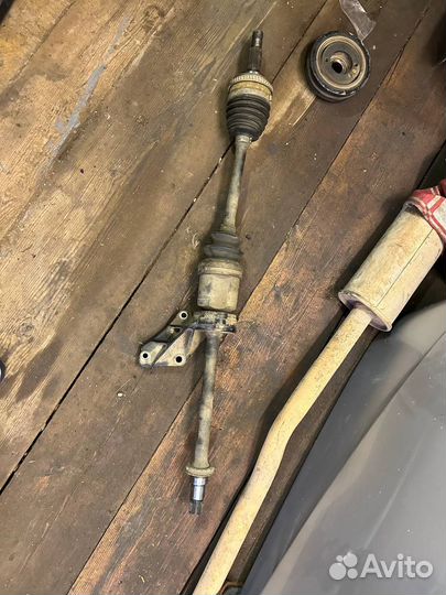 Привод правый carina