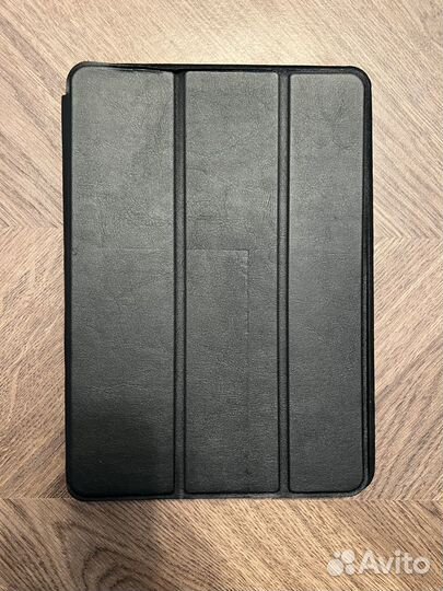Оригинальный кожаный чехол на iPad PRO 2017