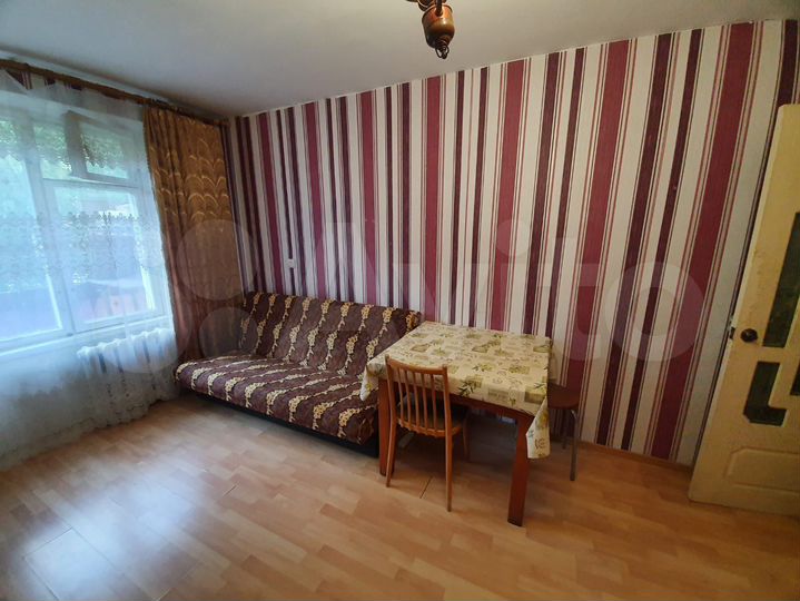 Комната 18 м² в 3-к., 4/5 эт.