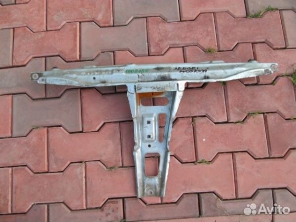 Панель передняя (телевизор) Audi 80 B3 1986-1991