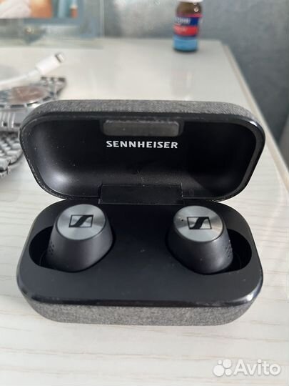 Беспроводные наушники