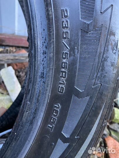 Goodyear UltraGrip Ice 235/55 R19 105T