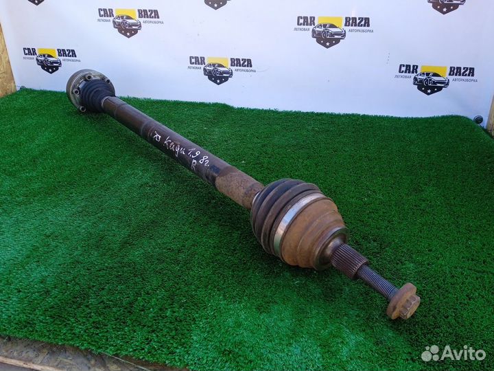 Полуось (привод) передний R Volkswagen Caddy