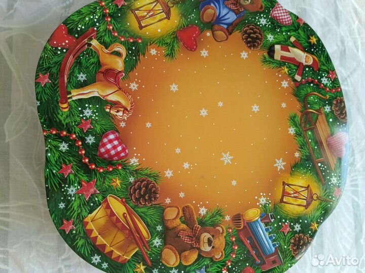 Коробка подарочная