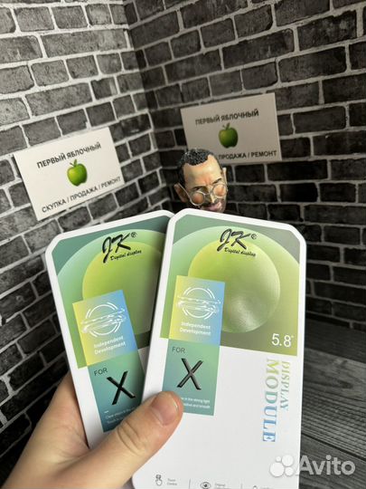 Дисплей iPhone X