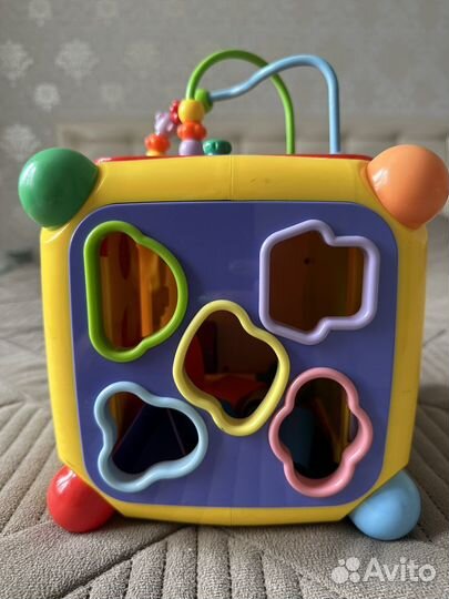 Развивающая игрушка сортер Мультикуб Жирафики