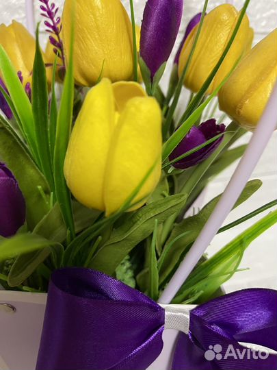 Тюльпаны цветы