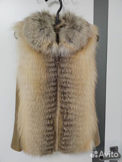 Жилетка женская с мехом