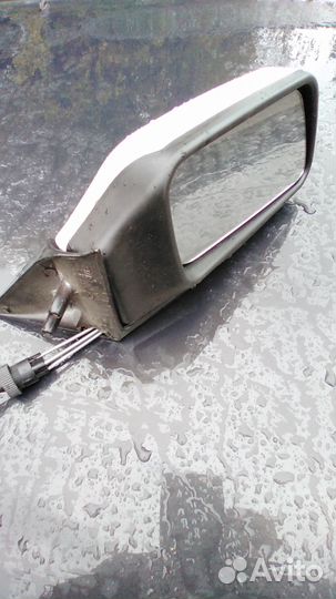 Зеркало боковое