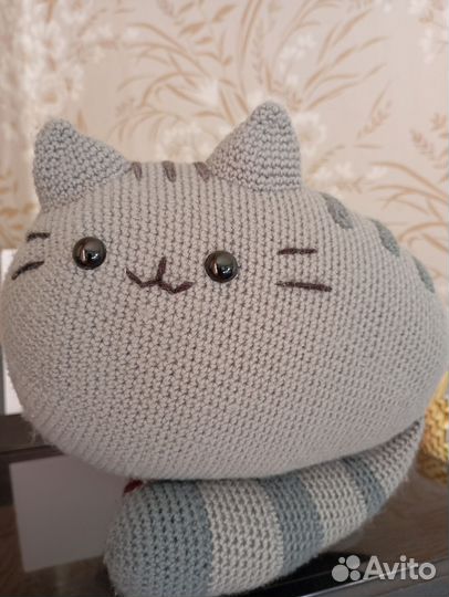 Кот Pusheen вязаный