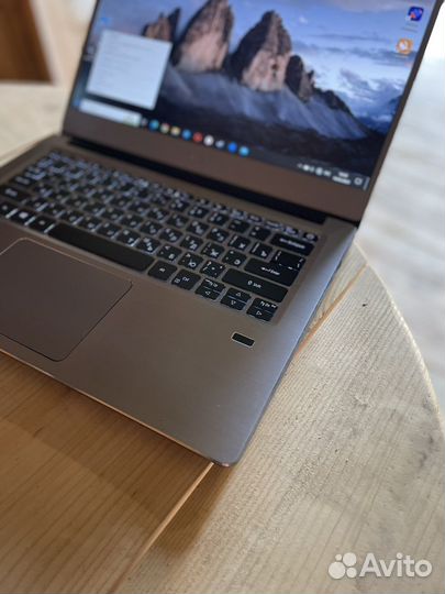 Ноутбук Acer swift на i7 intel