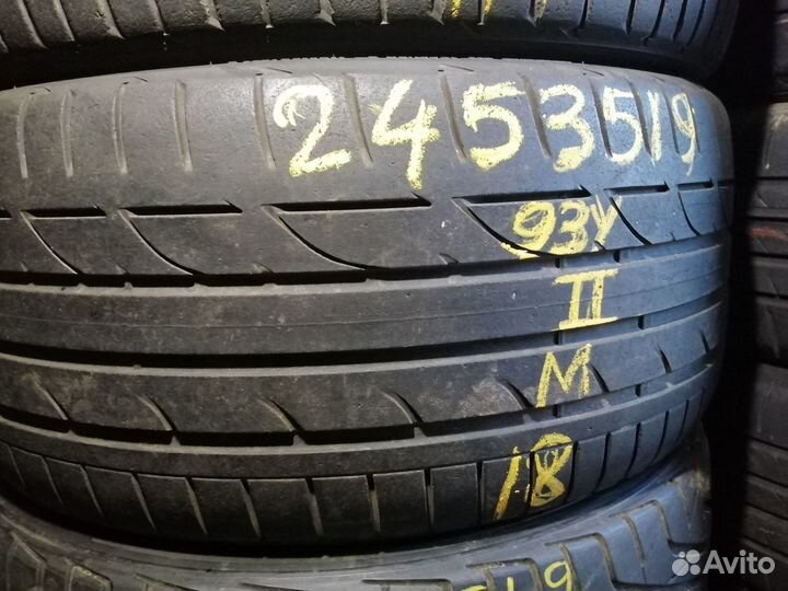 Bridgestone Potenza S001 245/35 R19