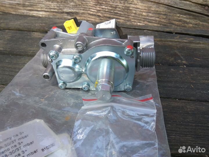 Газовый клапан Honeywell VK8515MR4530