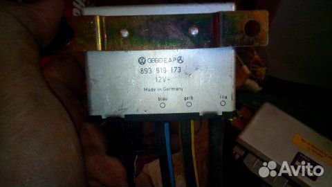 На Ауди 100 электрооборудование блоки элементы