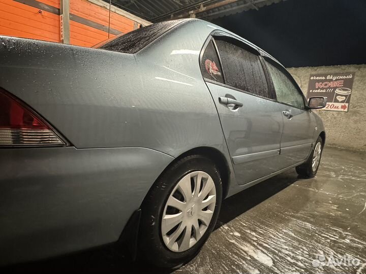 Mitsubishi Lancer 1.6 МТ, 2005, 301 557 км