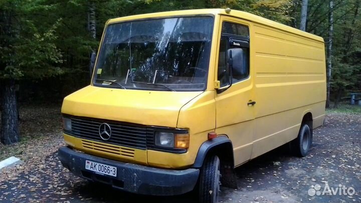 Боковое опускное стекло Mercedec T2 507-811