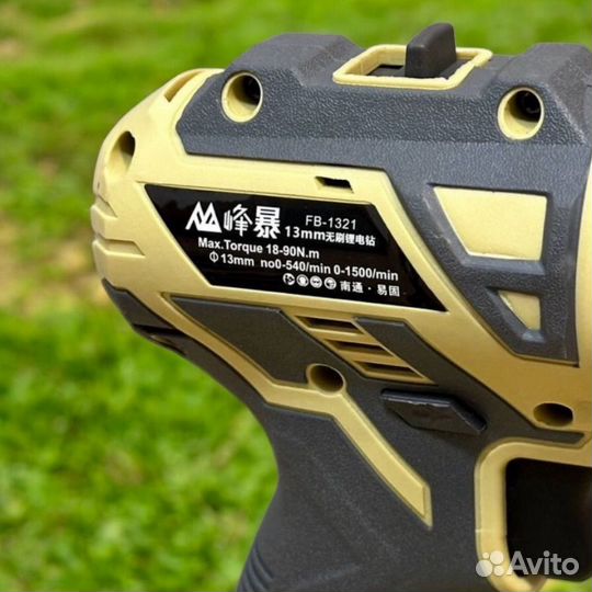 Новый аккумуляторный шуруповерт 90 ньютонов