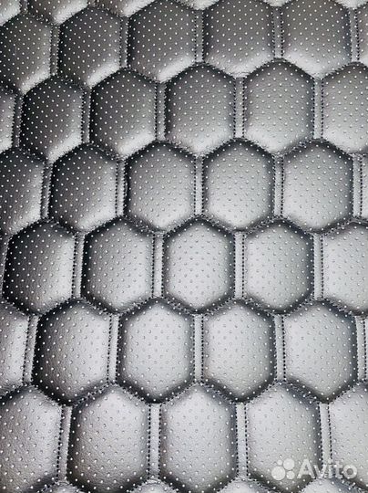 Чехлы из экокожи на LADA Vesta