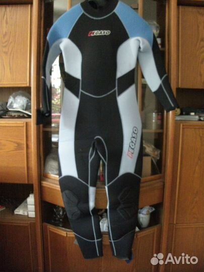 Гидрокостюм